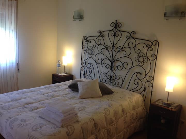 Bedroom 3 - A crib can be placed