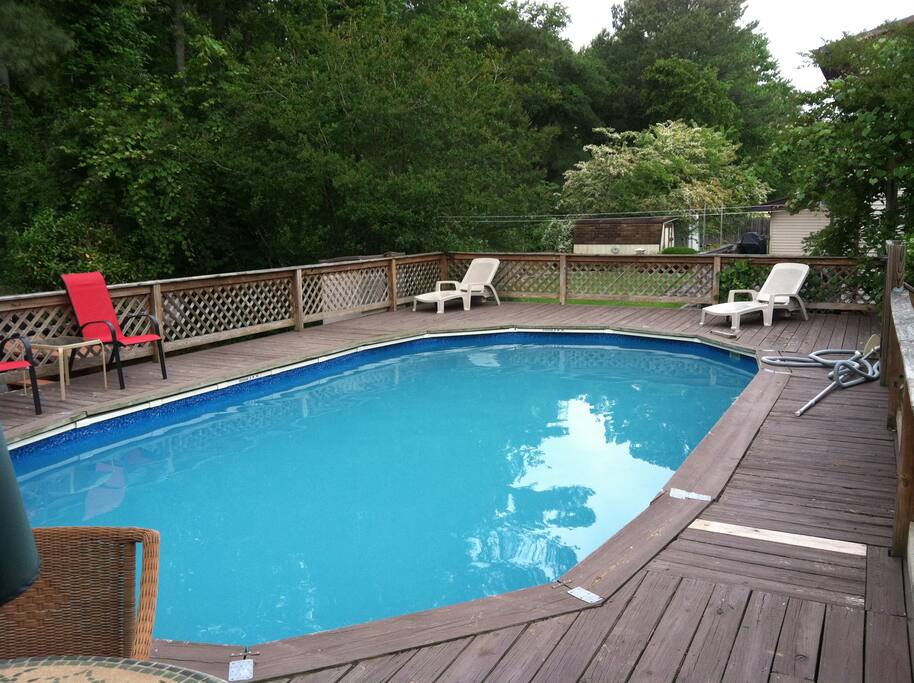 Private pool