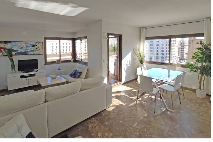 Sunny Apartment With Terrace And Old City Views! - Torrent