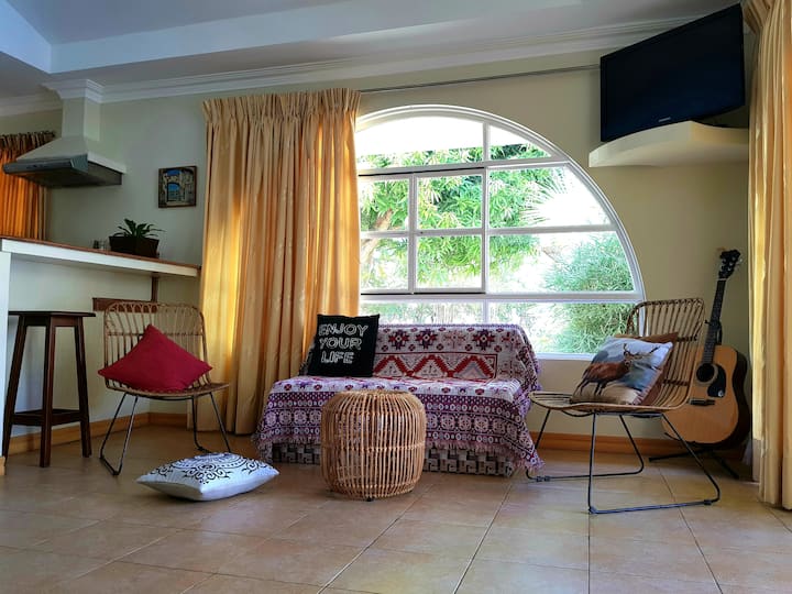 Stylish Cozy Studio/pool/wifi - Bacong