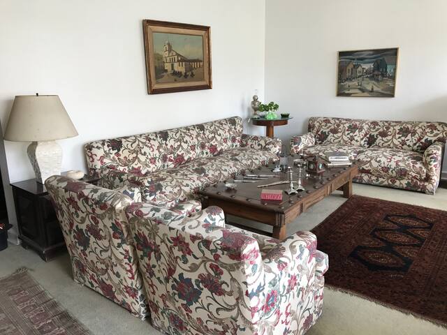 Entre Copacabana e Ipanema, wifi, garagem, metro! gallery image 2