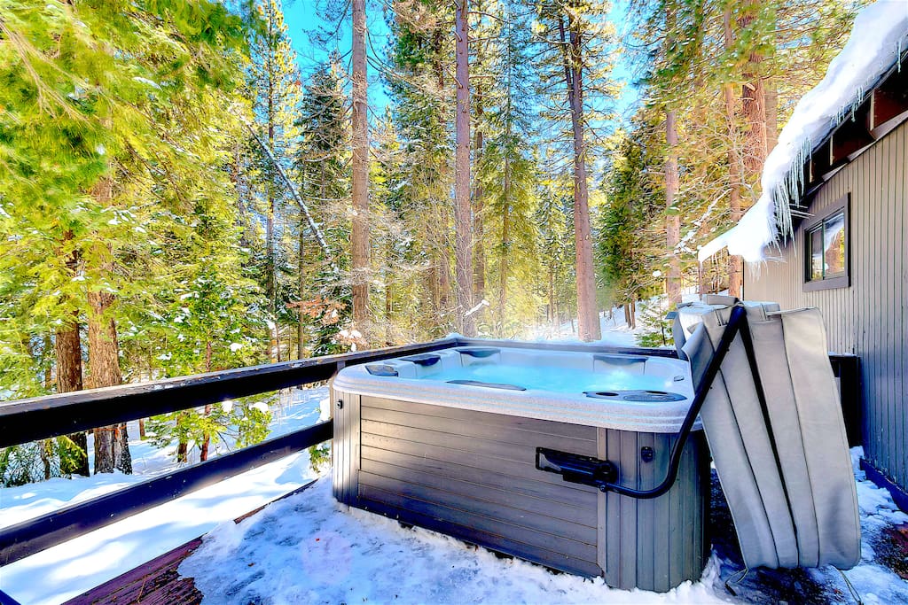 Private spa with jaw dropping forest view