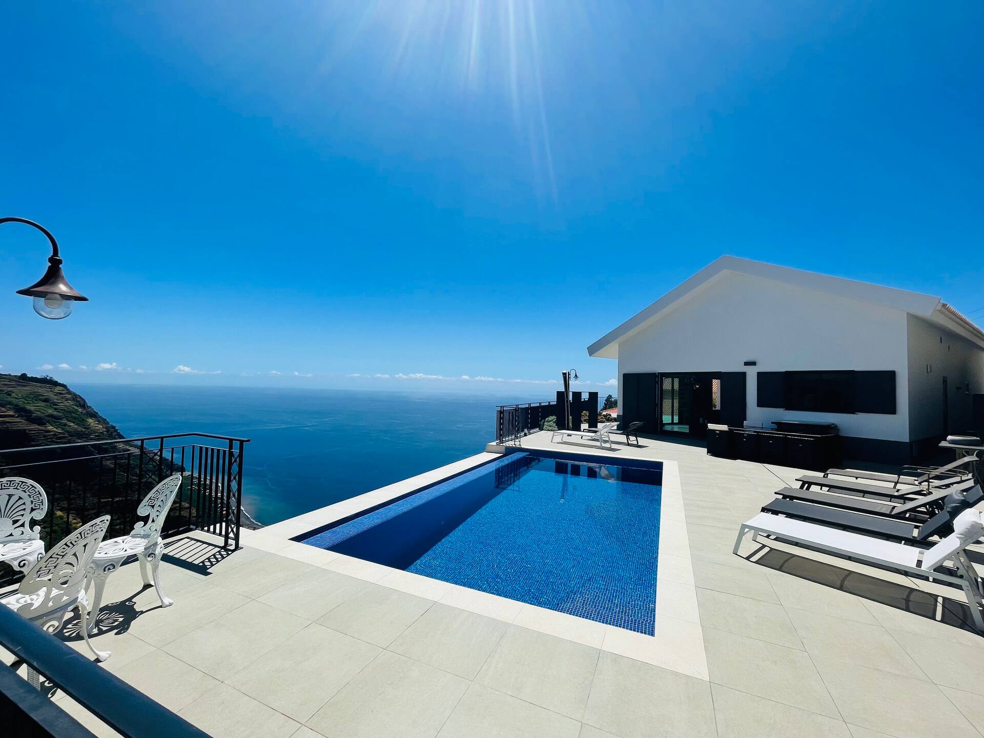 Casa de vacaciones \"Villa Camacho xxvii\" con vistas al mar, piscina y Wi-Fi