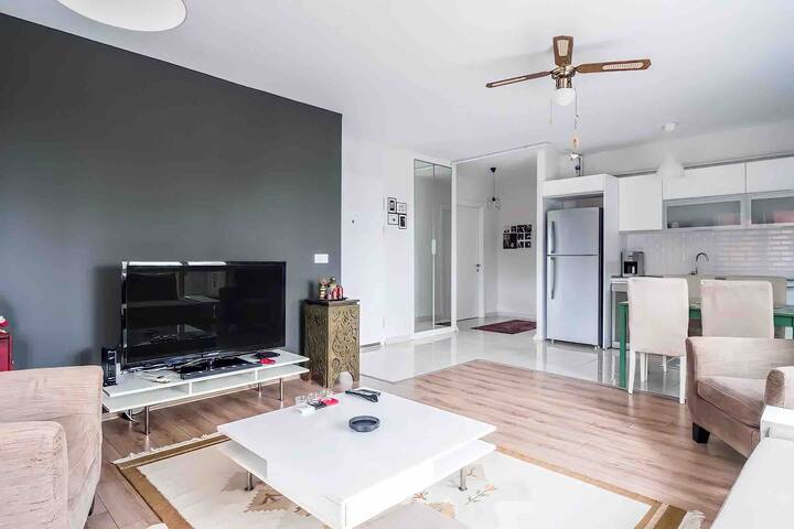 Sea, lake and forest views gallery image 5