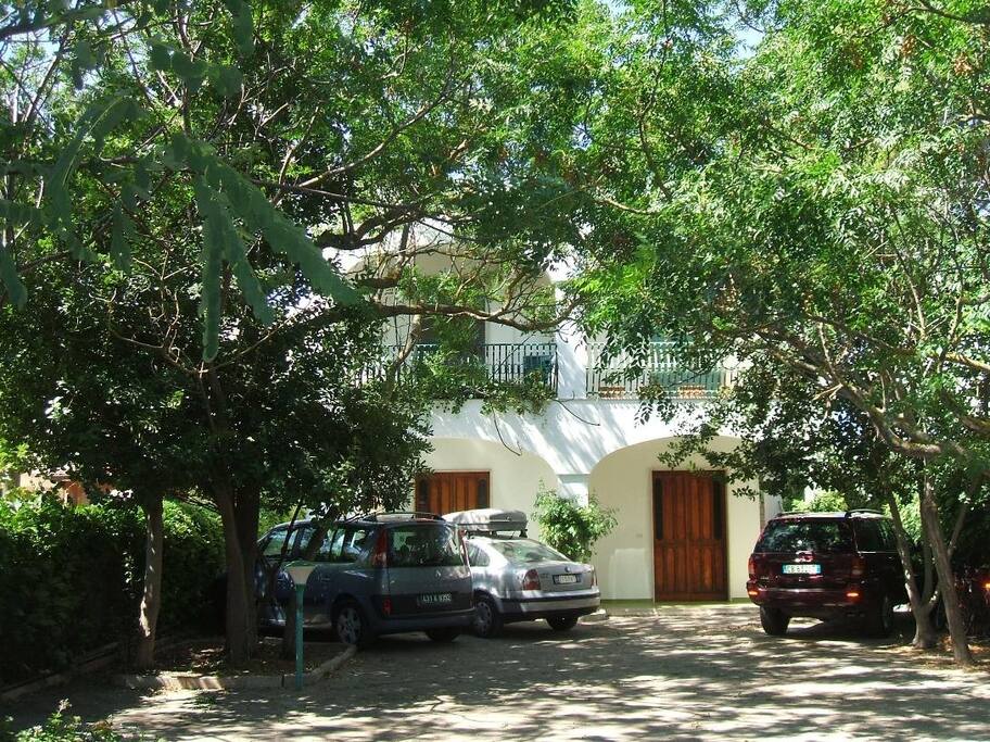 parcheggio riservato