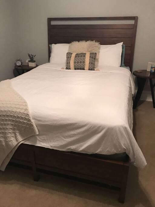 Queen bed 1