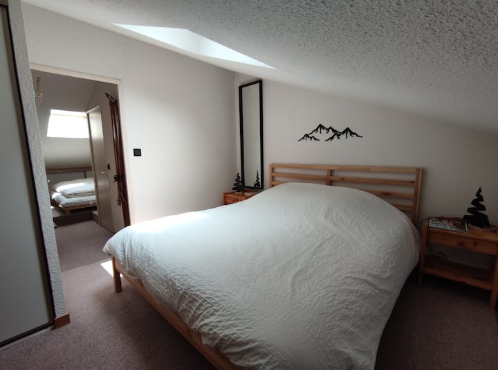 Ghorofa ya 2. Chumba cha kulala mara mbili chenye kitanda 160 *200