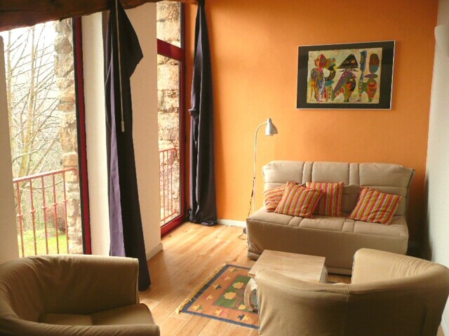 Top performing Airbnb: The green getaway in the mountains! in Foix