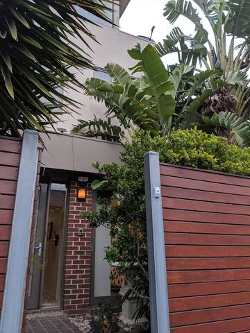 Renovated Abbotsford Townhouse Spacious! gallery image 4