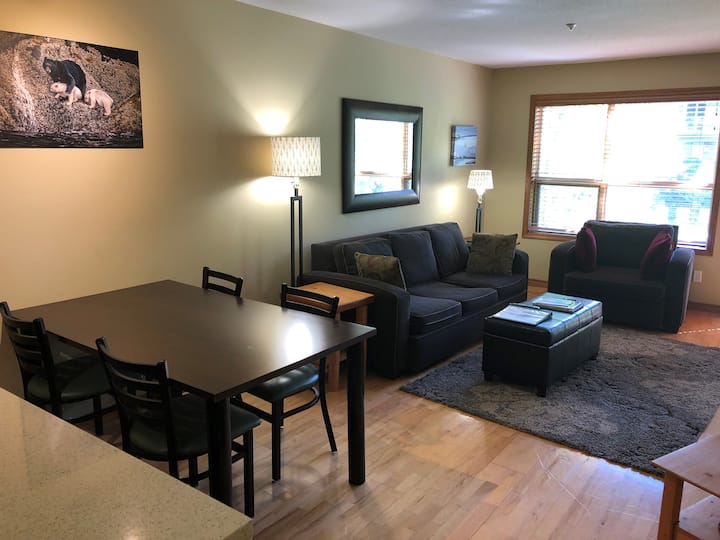 Siri Suite By Aspens - Whistler