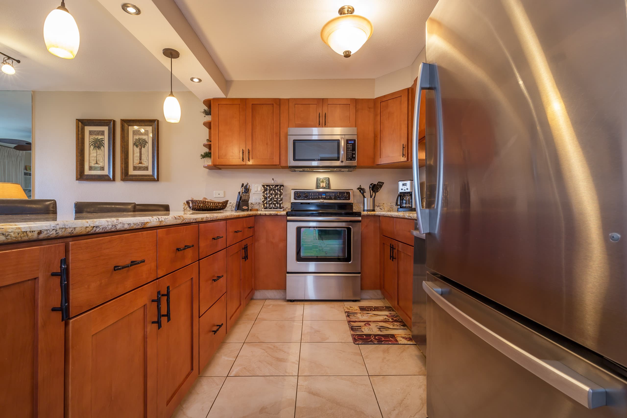 Rare Single Level 2 Bedroom With 2 Lanai's-AC - Image 8