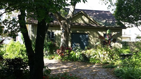 The Carriage House in Sanger House Gardens