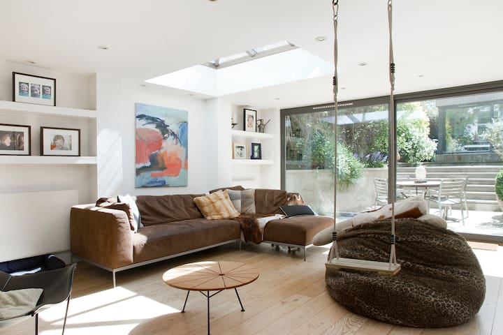 5 bedroom house next to Clapham Common