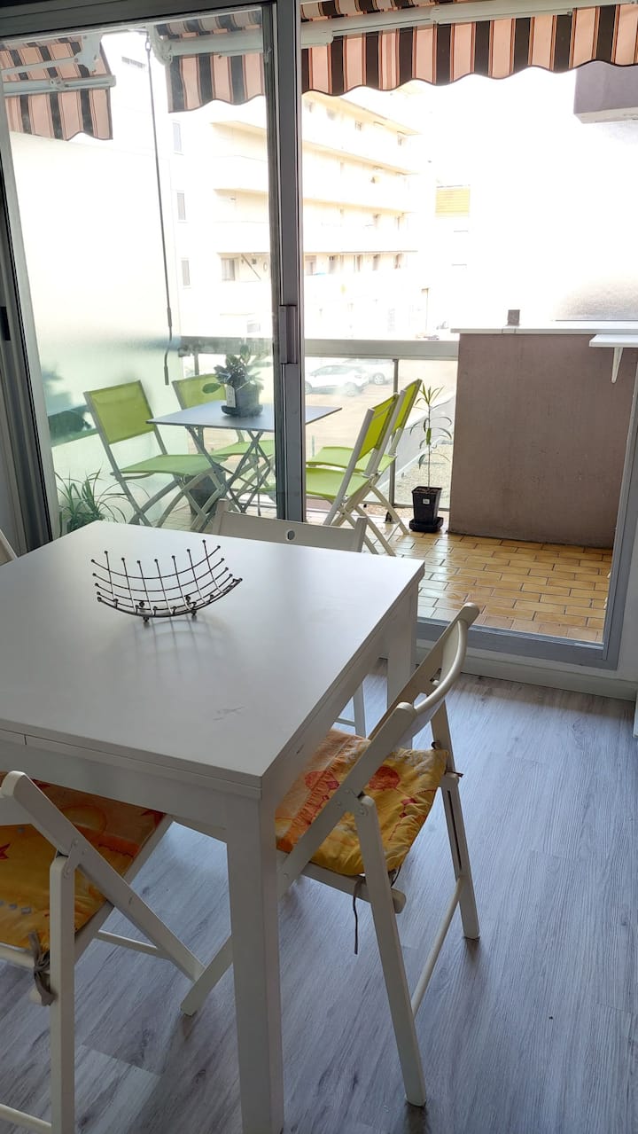 Grand Studio Cabine 4 Couchages (2 Adultes). - Arcachon