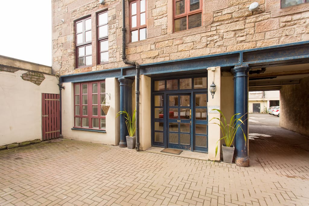 Rooms For Rent On Leith Rooms For Rent On Leith