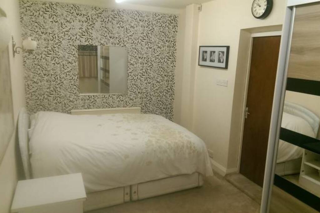 Family Room (Bedroom 1)