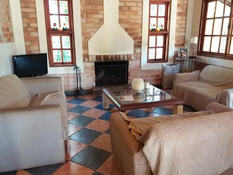 Popular Airbnb listing: Recanto da Sol - charm, coziness, sun and peace in Mairinque