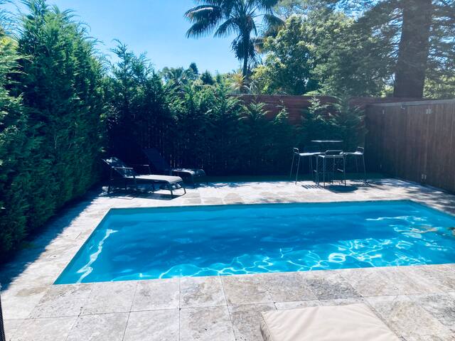 Freshwater Beach Family Oasis gallery image 3