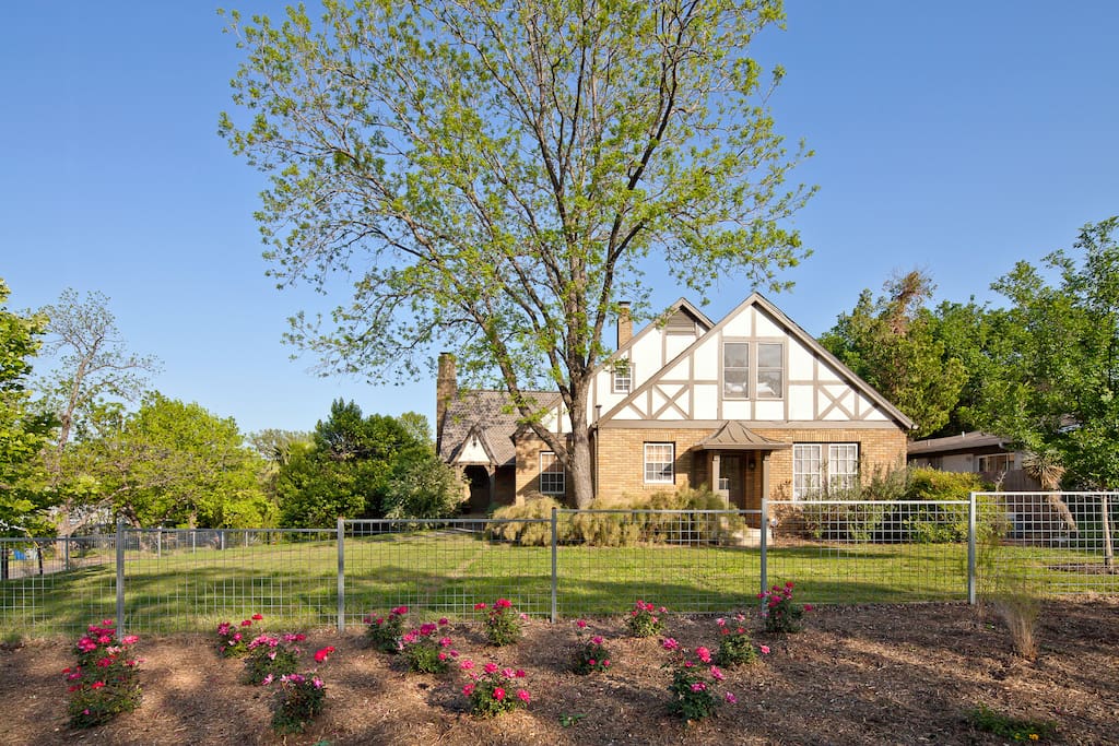tudor style house