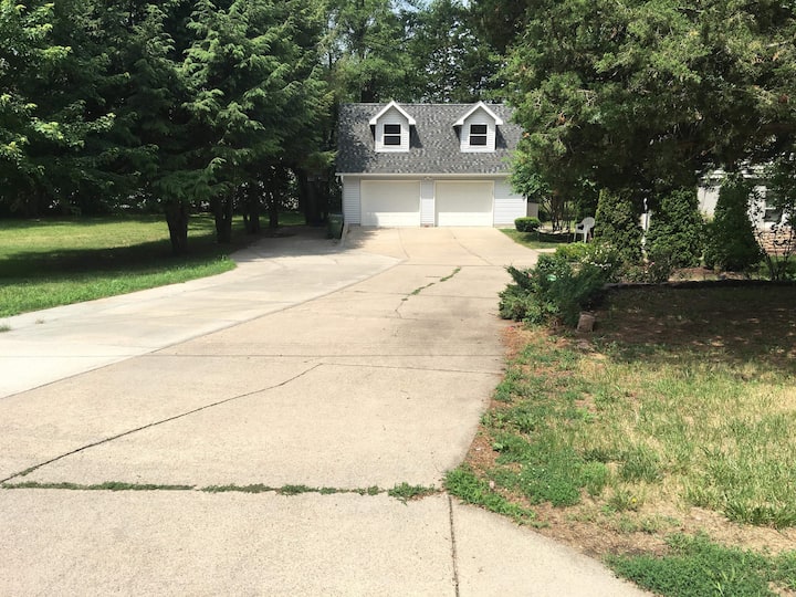 10 Best Airbnb Vacation Rentals In Bellevue, Nebraska Updated 2024