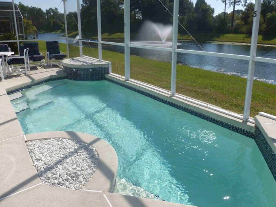 Boat,Watercraft,Pool,Resort,Swimming Pool