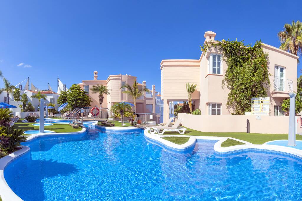 Piscinas