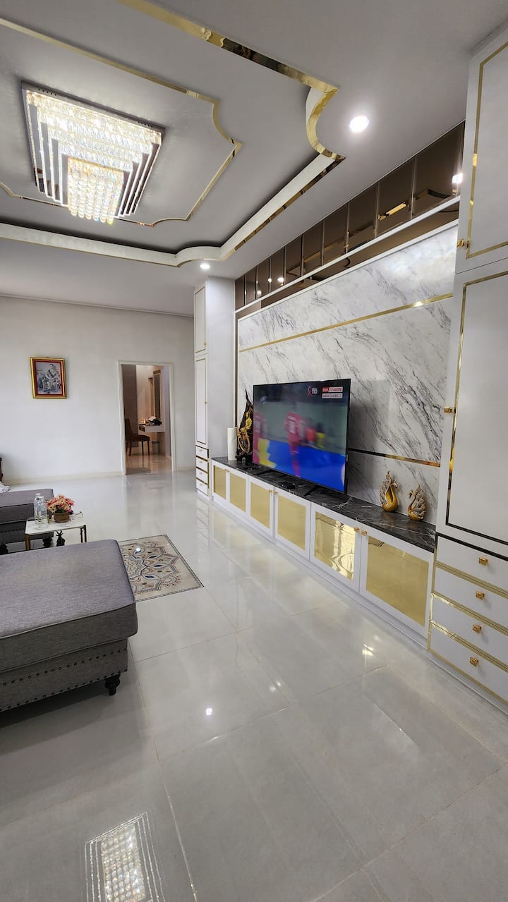 Ying Yang Home Sawankhalok 
3 Br House - Si Satchanalai