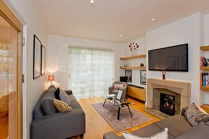 Beautiful house with Garden in Bayswater