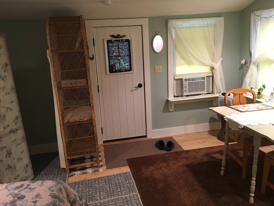 Entryway from the inside.