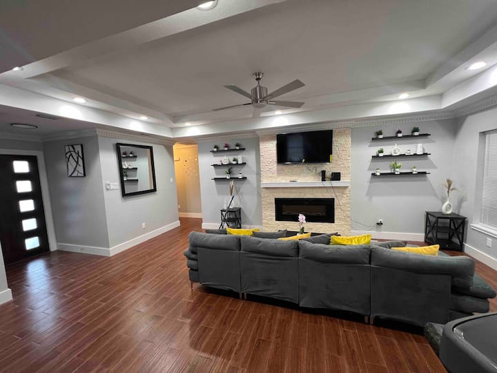 Spacious House In San Juan