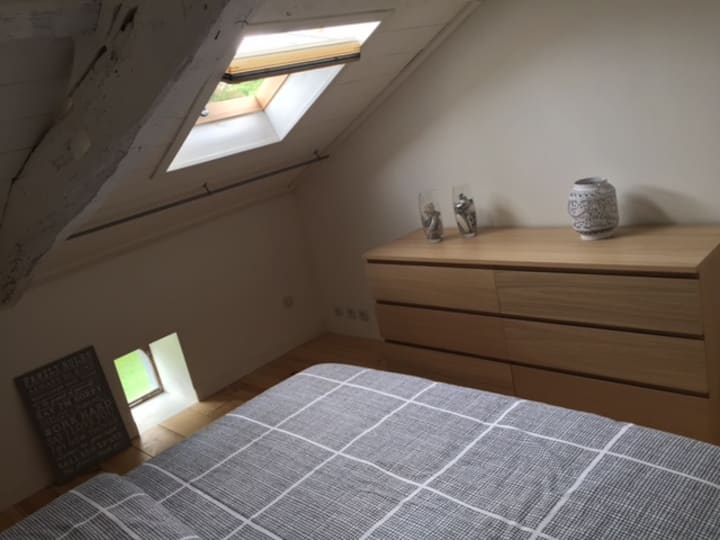 ოთახი - კომოდი 2 ადამიანი გარდერობით