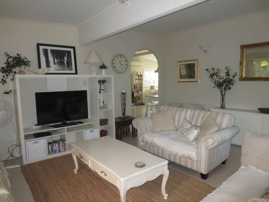 Lounge room
