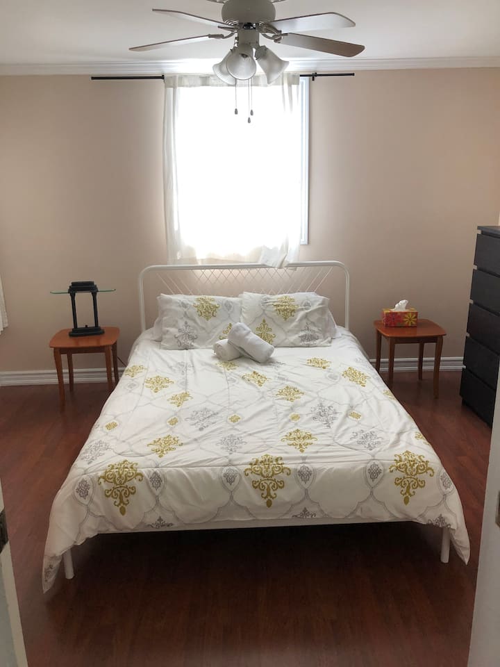 Cozy Self Check-in Apartment - Gatineau