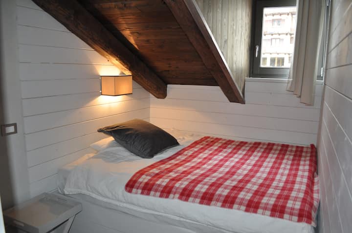 Dormitorio pequeño 1, tercer piso (160x200)