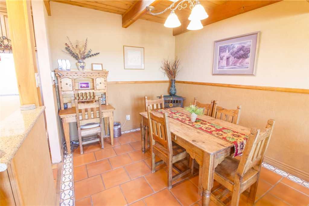 Dining Room - The beautiful and open dining area is perfect for any meal!