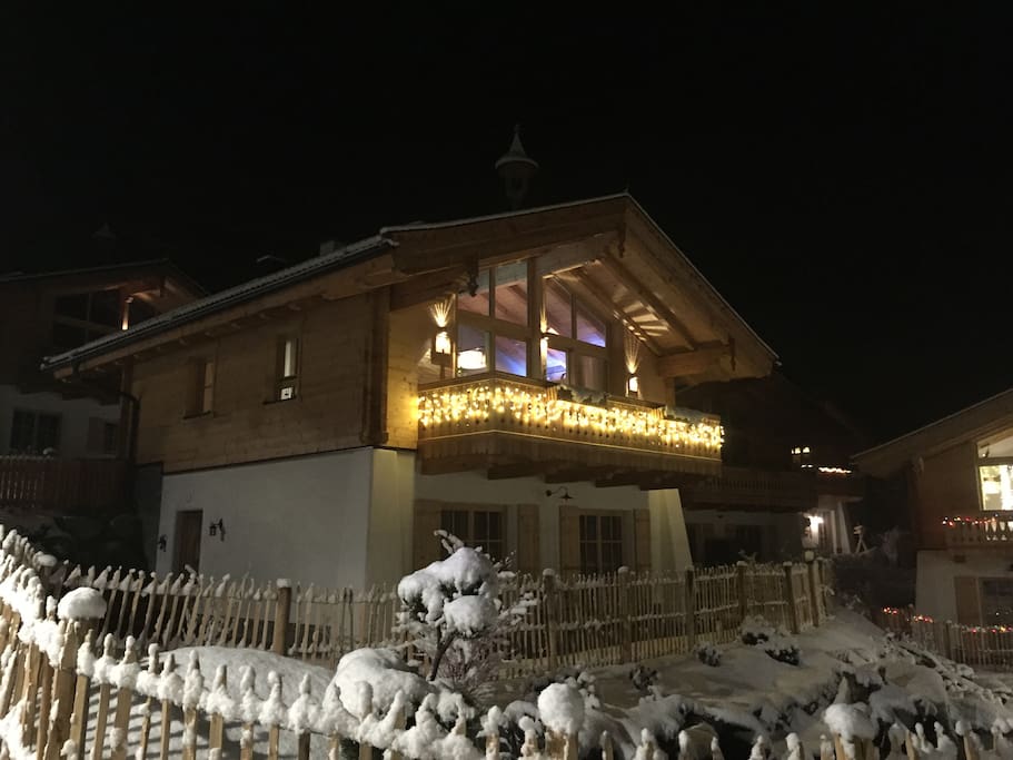 Außenansicht Maierl Alm