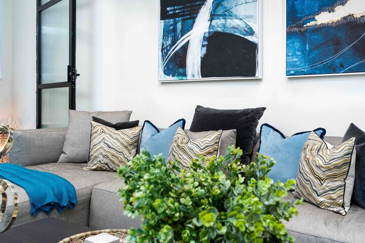 Park Lane,Mayfair. New Ultra Modern Spacious House gallery image 5