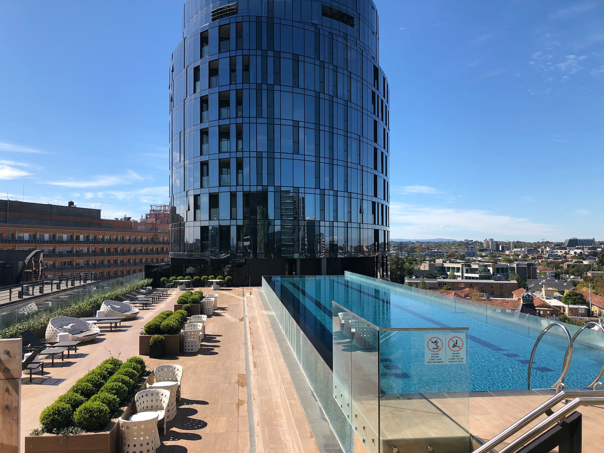 2 Bedroom St Kilda Road Luxury Building
