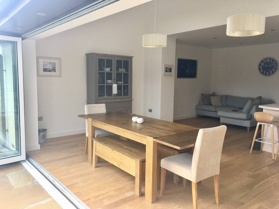 Dining table seats 6-8 people