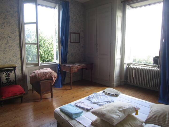 chumba cha kulala 2-  1 kitanda 160