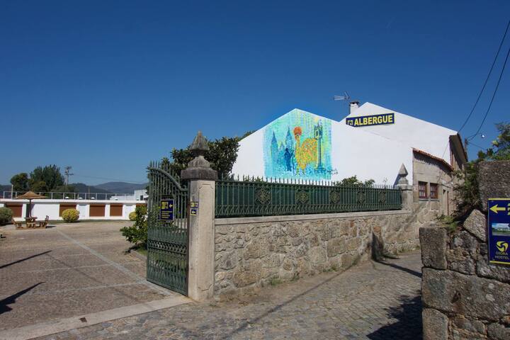 DIORA HOSTEL-QUARTO TRIPLO WC PRIVATIVO