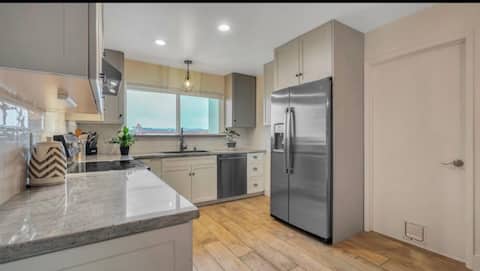 Newly remodeled home near beach