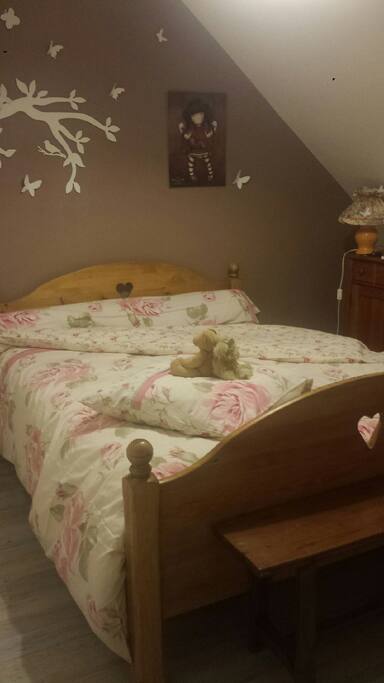 la chambre aux papillons avec lit de 140