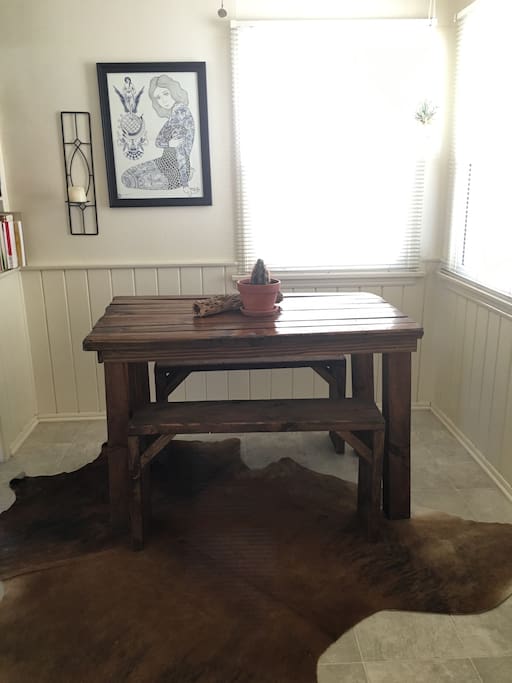 Kitchen table