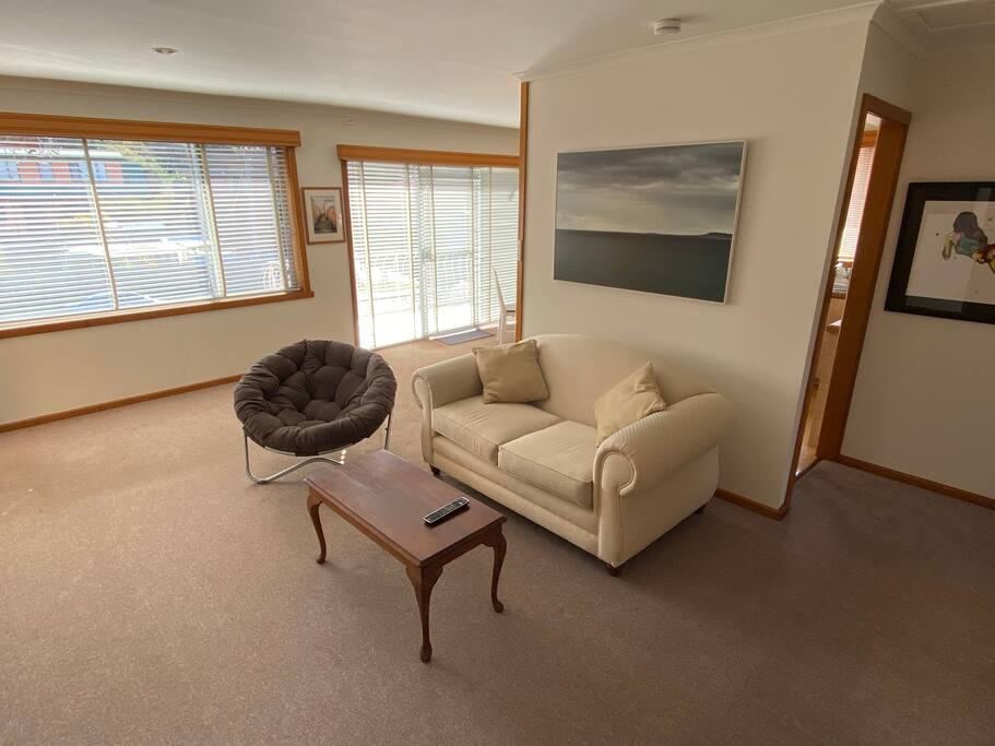 Modern apartment for groups, families & couples ...