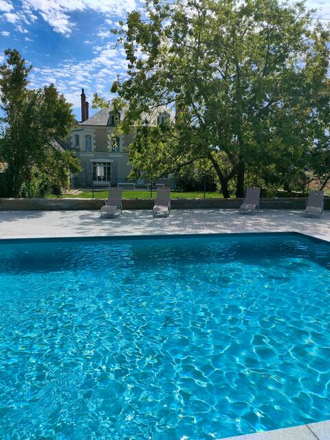 Les Coquelicots - Swimming pool, close to Beauval Zoo