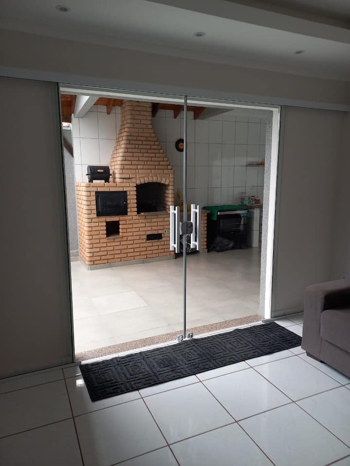 Sebule ya 2 ya televisheni. Kuna utiririshaji juu yake!