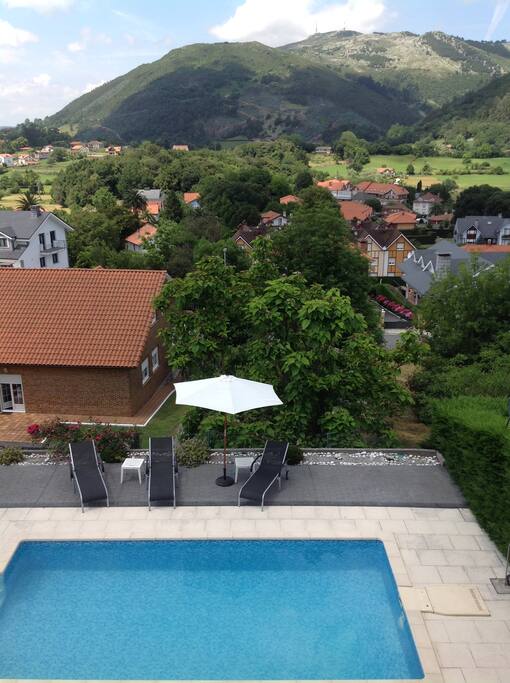 VISTAS DESDE PISCINA PRIVADA