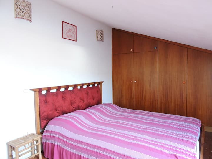 חדר שינה זוגי 2, קומה ראשונה