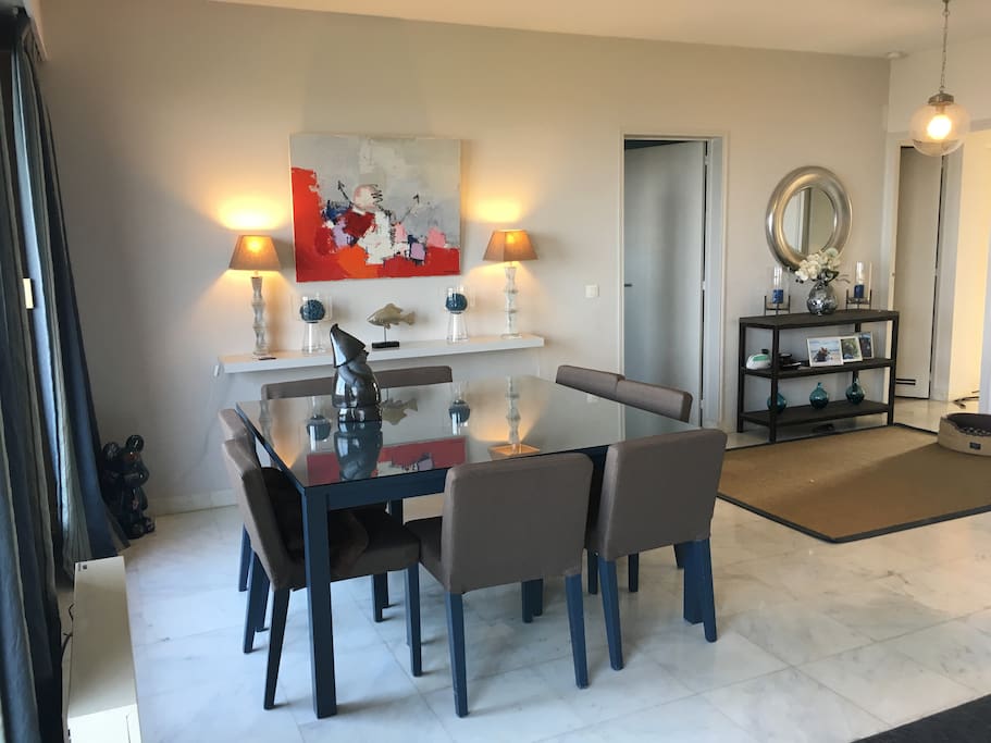 salle à manger vue mer
